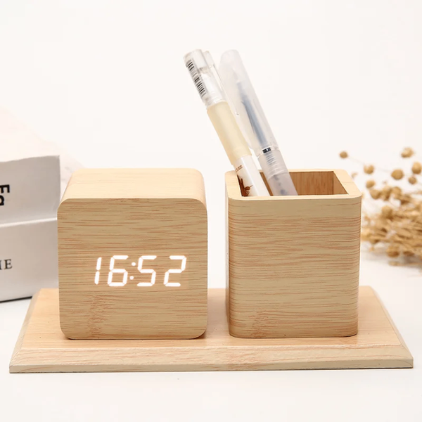 Porte stylo avec horloge LED