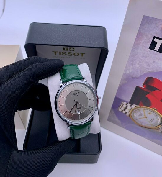 Tissot montre cuir vert clair