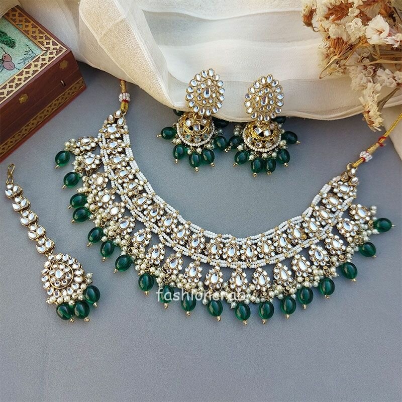 Kundan jewellery set