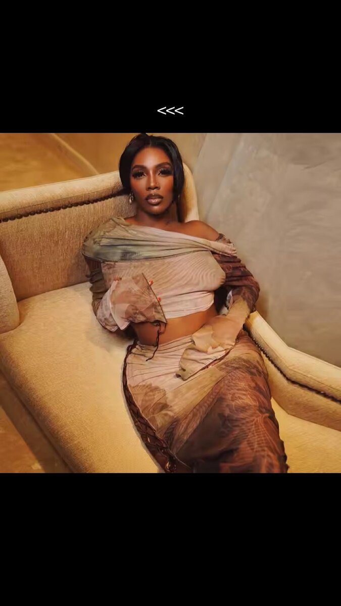 All kinds of party,dinner,wedding dresses and etc