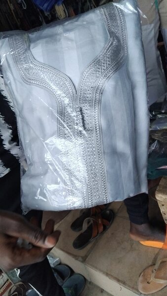 Boubou africain brodé