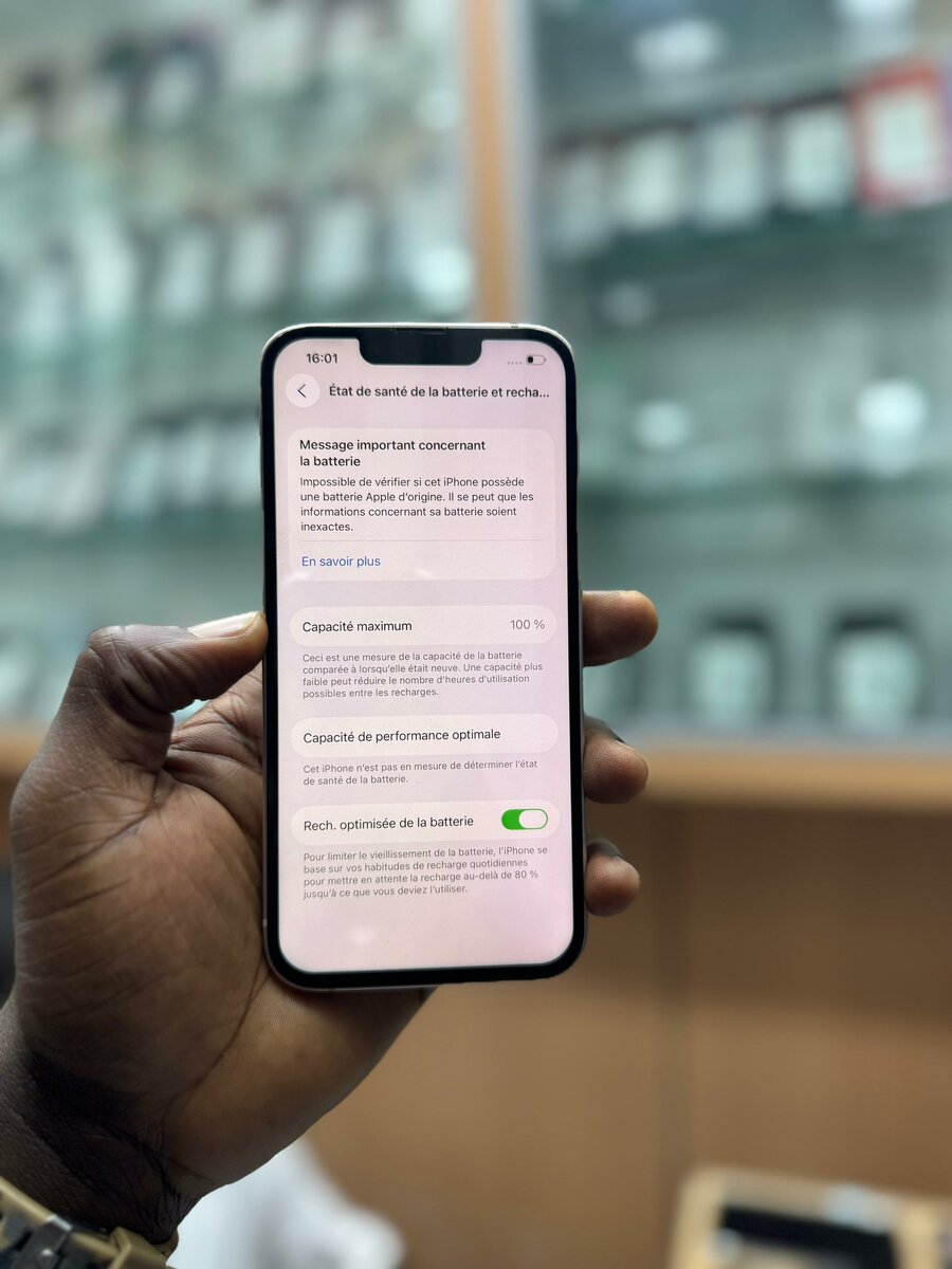 13 simple 128Go tout passe