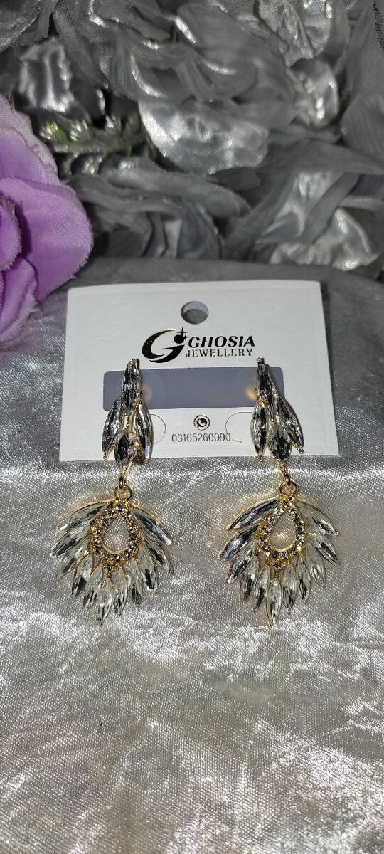 Women Earrings Sparkling Lady Elegant Tassel Long Stud Earri