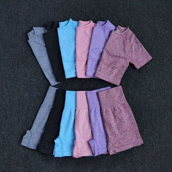 Ensemble de sport femme