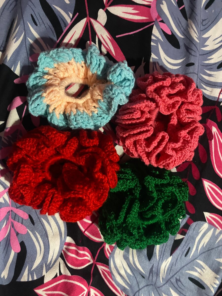 Chouchous en crochet colorés