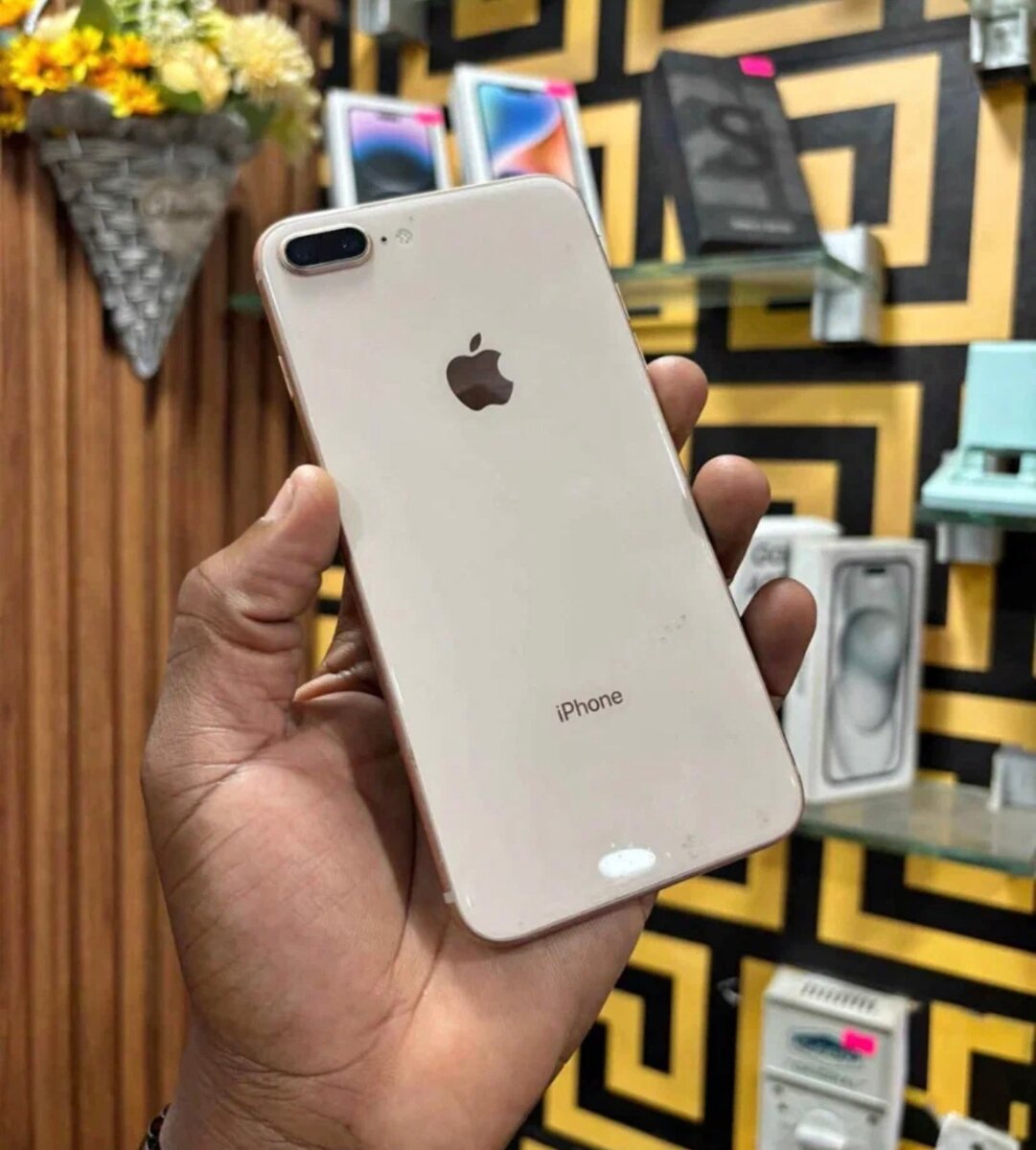 Apple iPhone 8 Plus 64GB Or