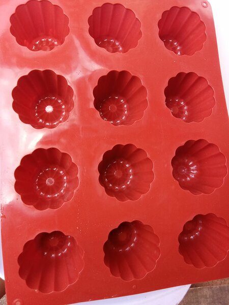 Moule silicone à cannelés