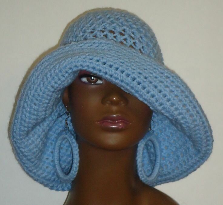Crochet hat & Earrings set