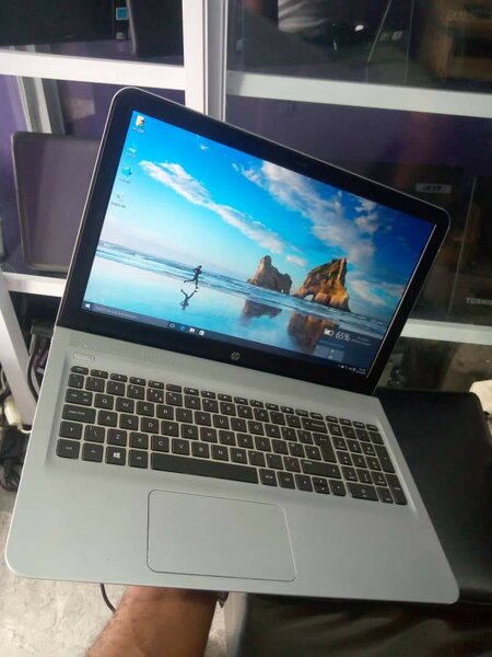 HP pavilion 15 AMD A6 5TH GEN