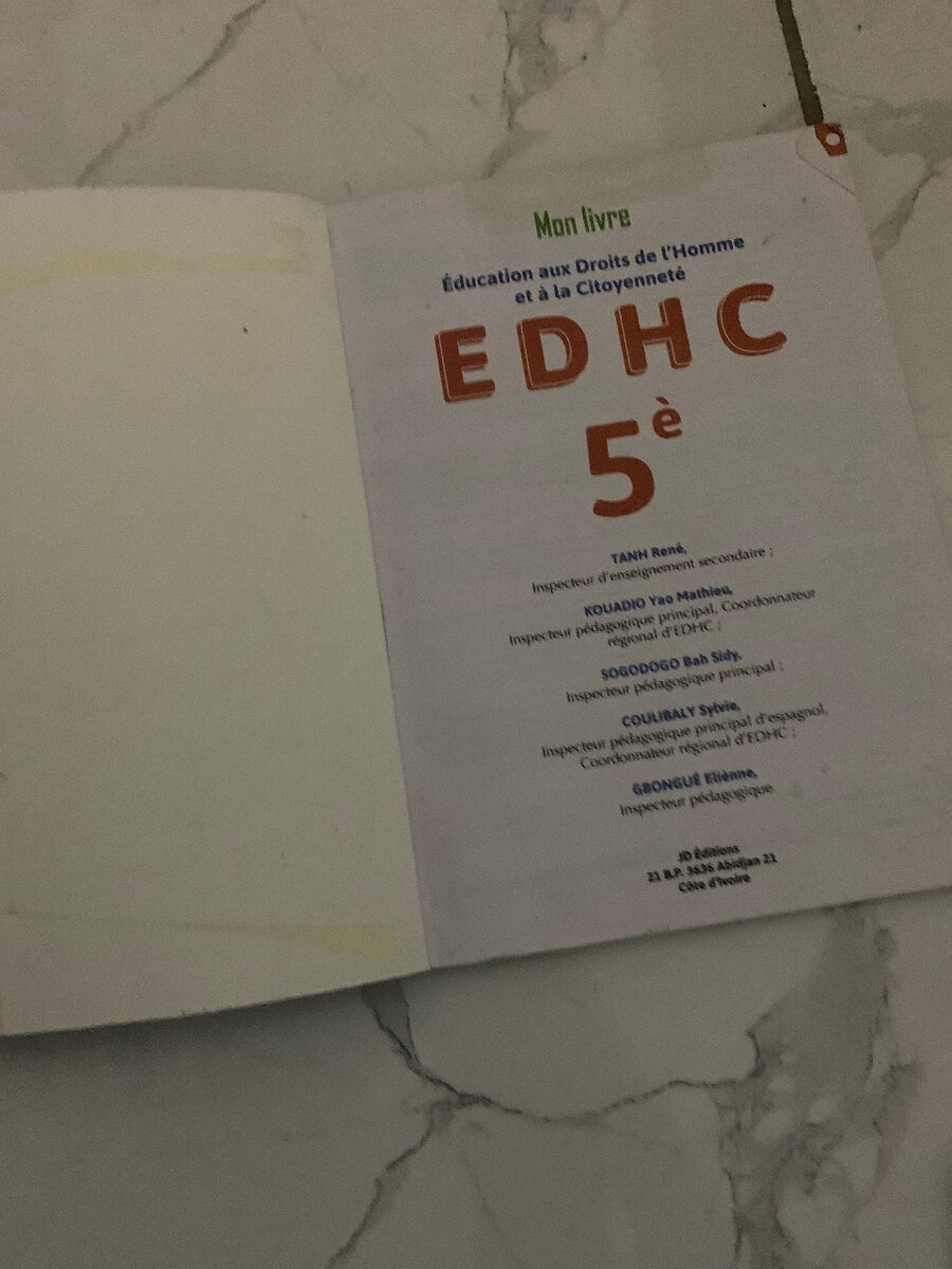 Manuel EDHC 5e - Droits et Citoyenneté