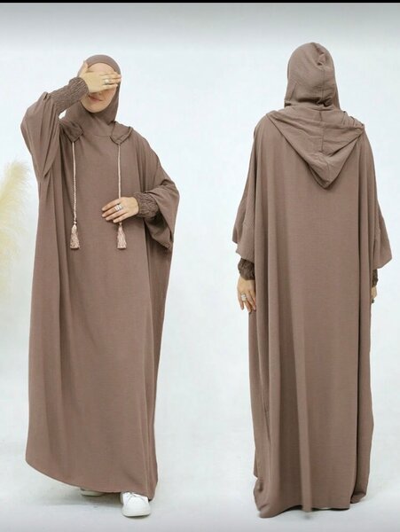 Abaya longue marron avec capuche