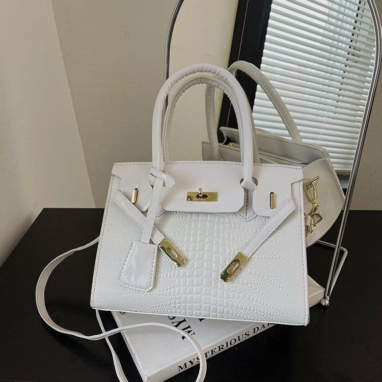 Sac à main élégant en cuir