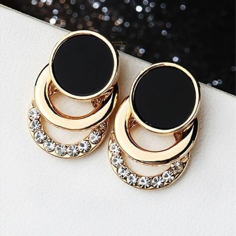 Artificial earrings