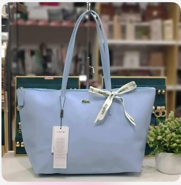 Sac cabas Lacoste élégant