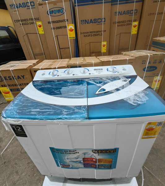 Neon semi automatic washing machine Type twin tub Size 11kg
