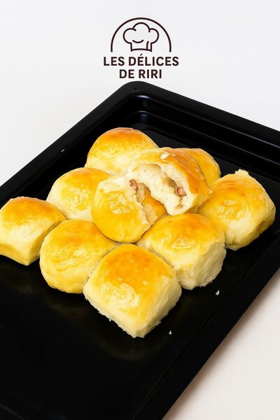Petits pains fourrés moelleux