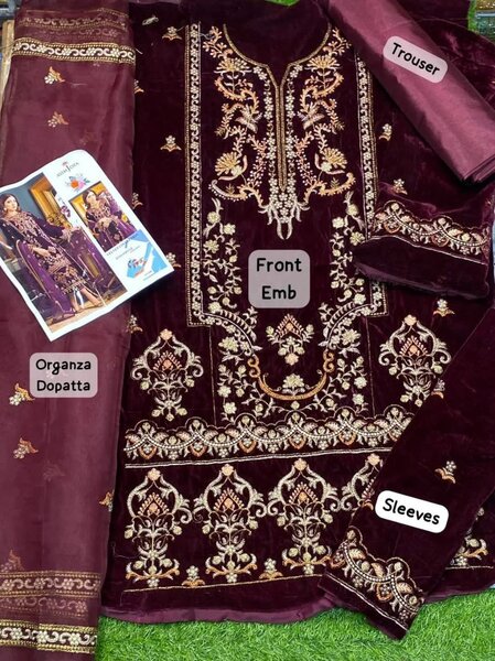 Ladies suit