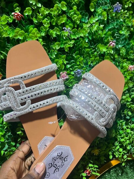 Sandales glamour strass femmes