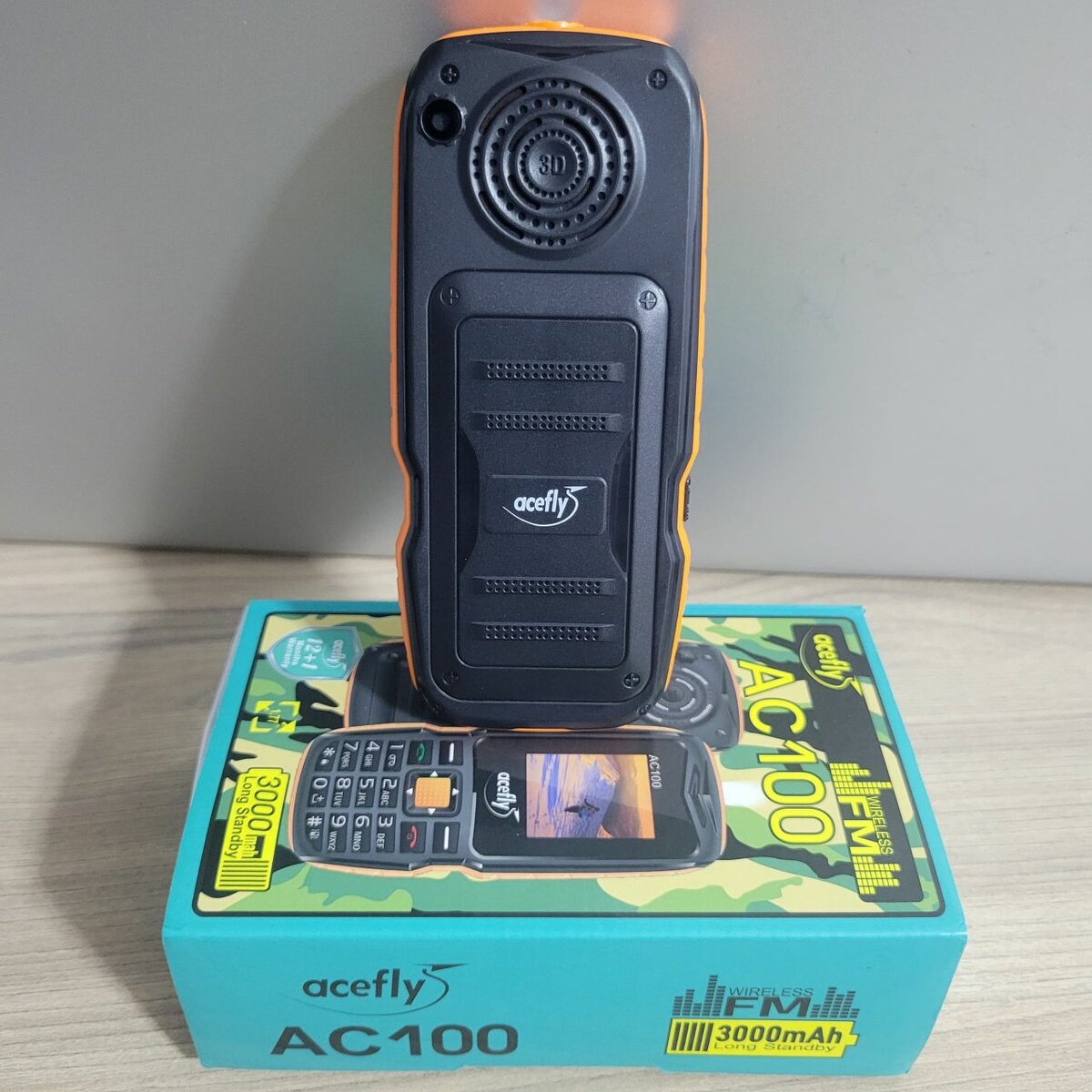 Téléphone portable 1,77 pouces 2 puces 3000mAh