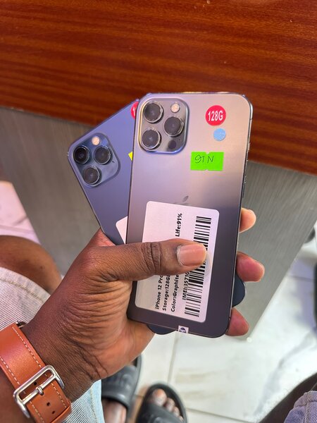 iPhone 12 Pro Max 128GB colis