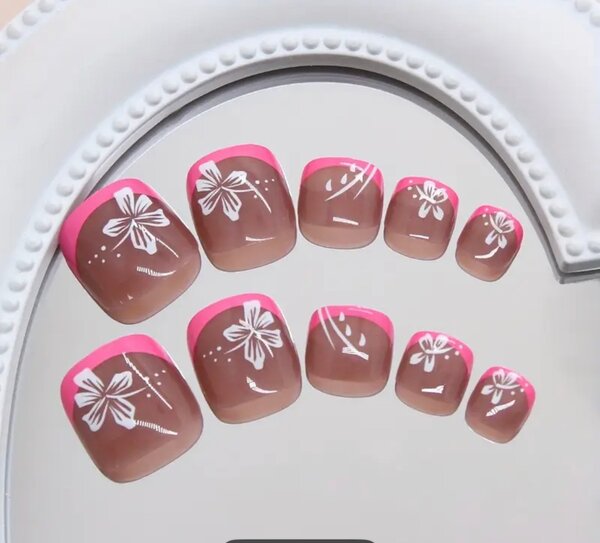 24 pièces pres on nail pied