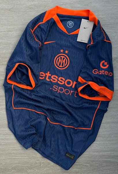 Maillot de football moderne