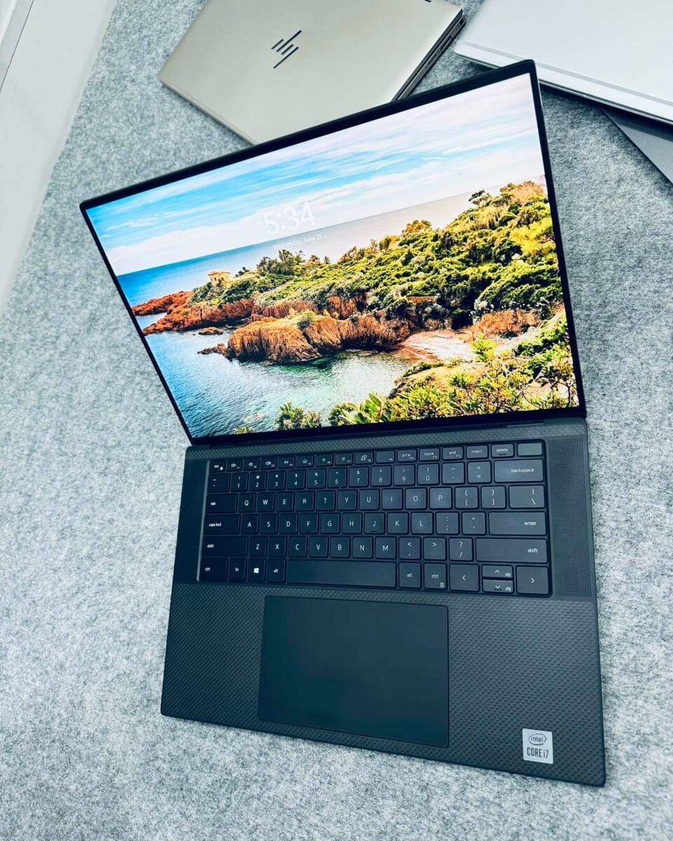 ( WORKSTATION LAPTOP ) DELL Precision 5550