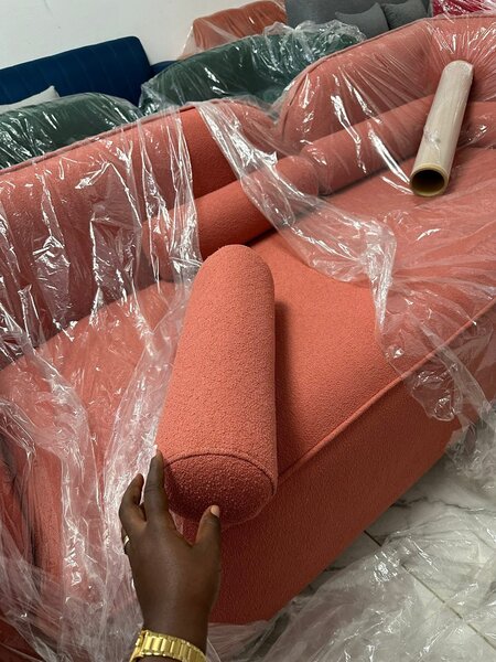 Canapé moderne en tissu rose