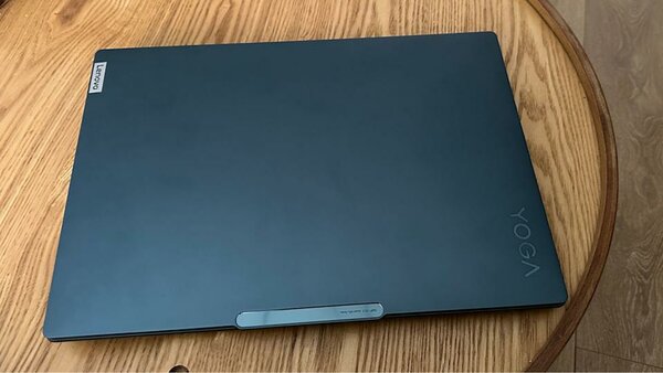 LENOVO YOGA PRO 9 16IMH9 2024