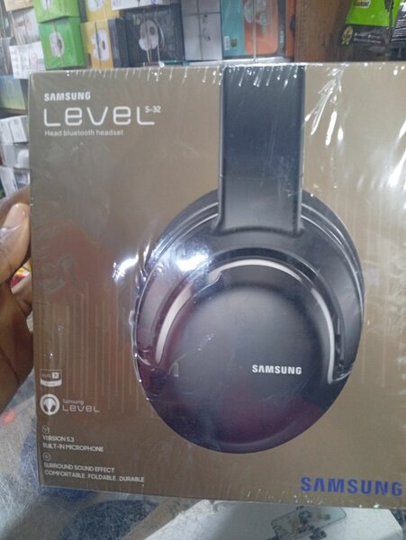 Samsung Level On Wireless Headphones