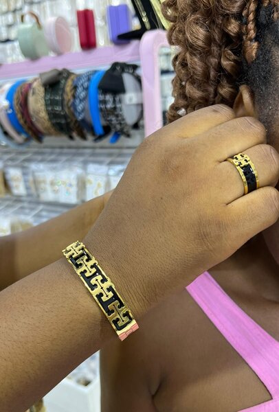 Tory Burch Jewelry set