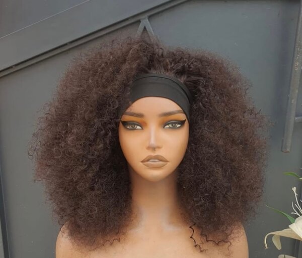 Perruque afro bouclée