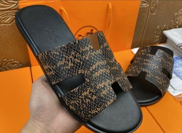 Hermes Slippers