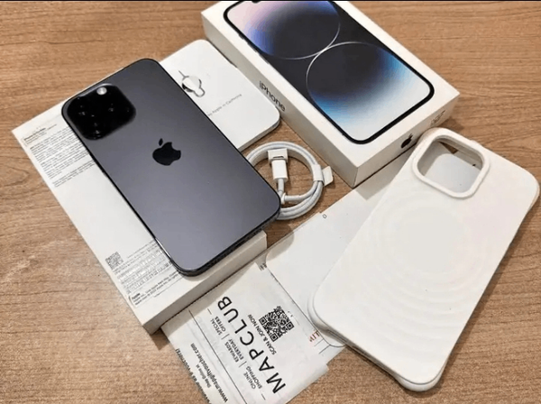 iPhone 14 Pro 256 Go Noir