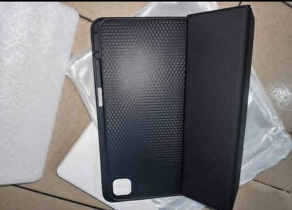 Étui de tablette robuste