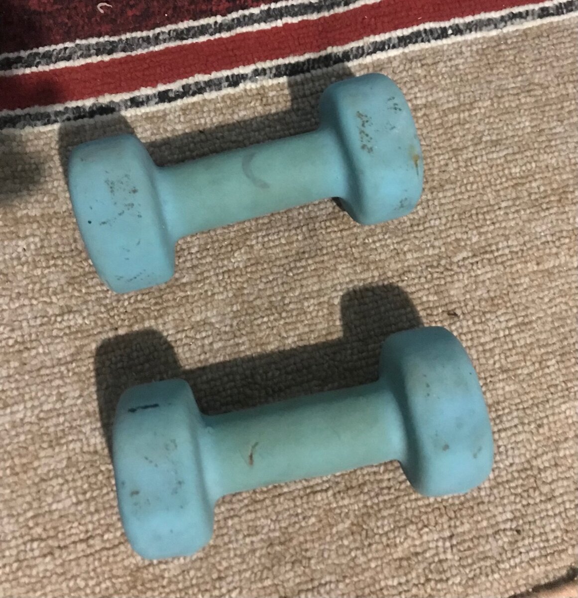 Гантели каждый 3кг обши 6кг