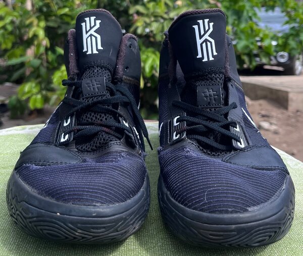 Nike Kyrie Flytrap 4 Black Wh