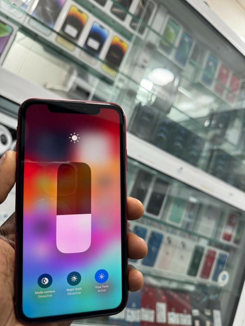 iPhone XR 64G propre