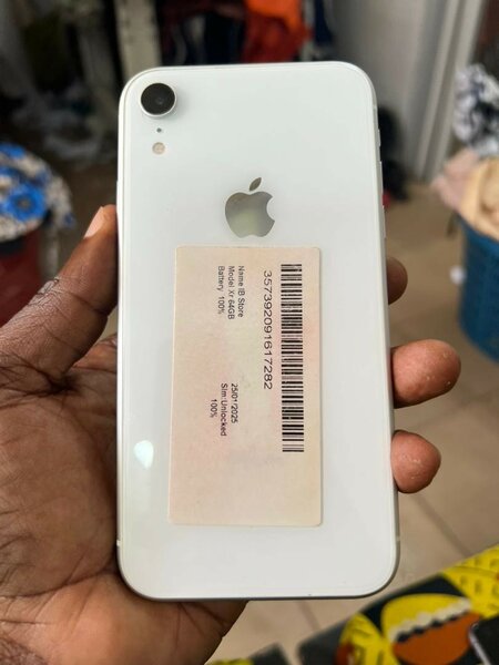 iPhone XR