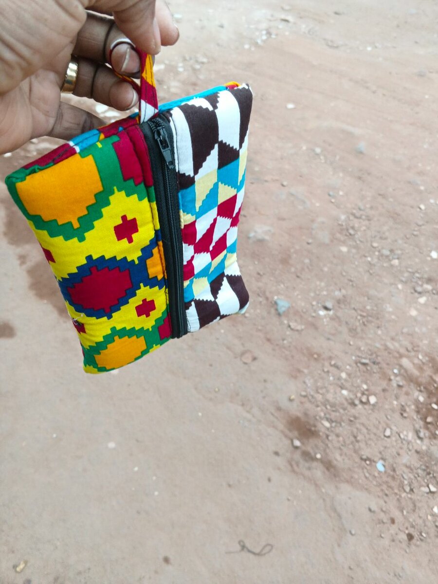 Pochette colorée en tissu