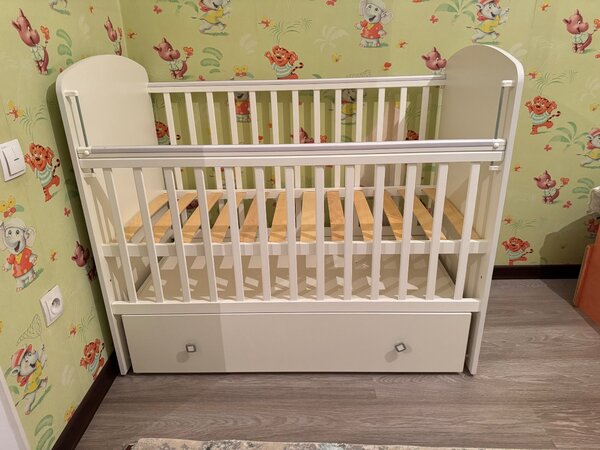 Манеж новый не использовали купили за 15000 тыс