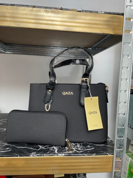 Sac à main noir élégant