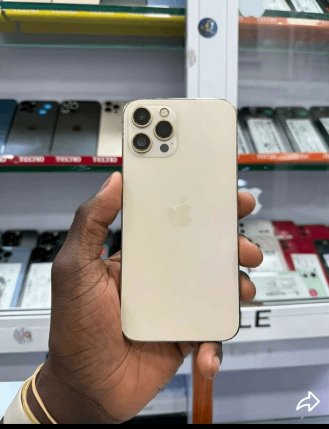 iPhone 12 Pro Max - Or