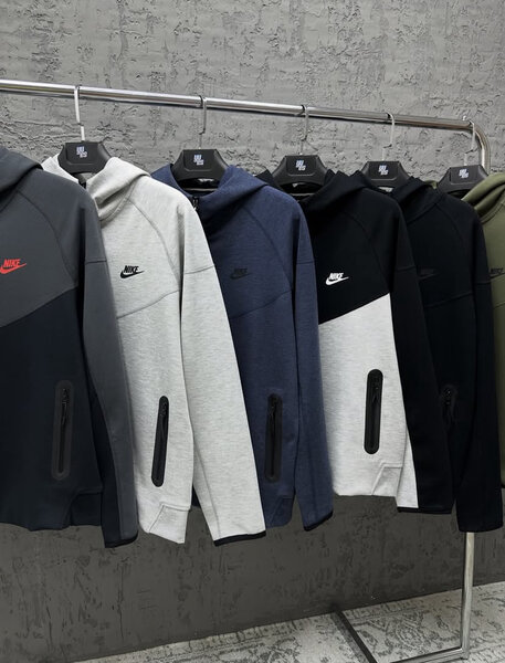 Sweatshirts à Capuche Nike