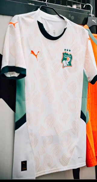 Maillots de football élégants