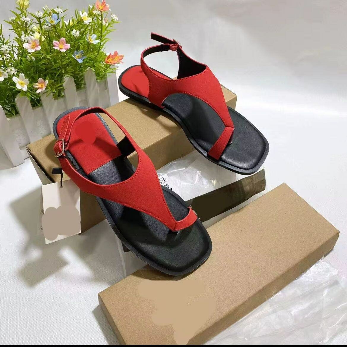 Paire de sandales plat Zara