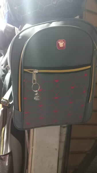 Ladies shoulder bags