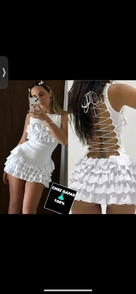 Robe élégante pliée