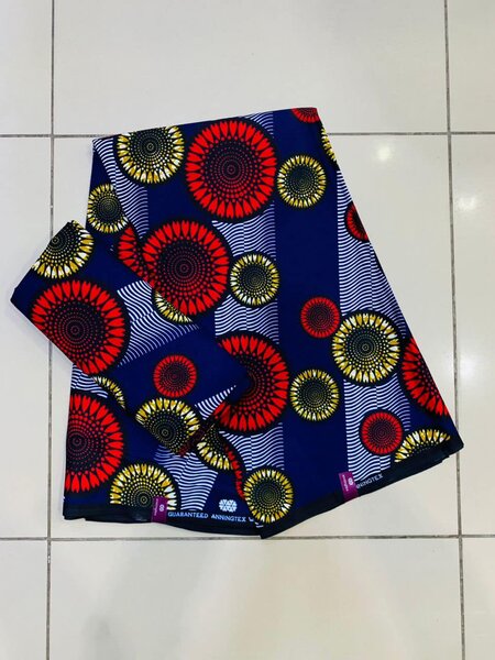 Tissu African print rouge bleu