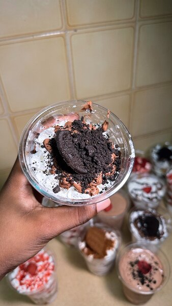 Coupes dessert chocolat fraise